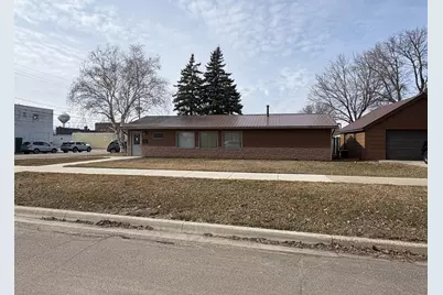 201 12th Street N, Benson, MN 56215 - Photo 2