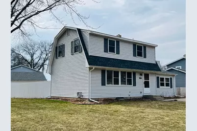 1948 Lakeaires Boulevard, White Bear Lake, MN 55110 - Photo 2