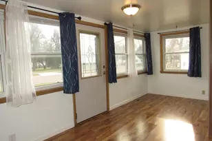 302 W 5th Ave, Lakefield, MN 56150 - Photo 10