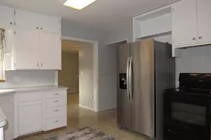 302 W 5th Ave, Lakefield, MN 56150 - Photo 6