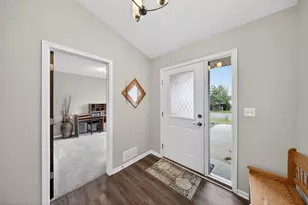 1960 Pioneer Ln, Zumbrota, MN 55992 - Photo 2