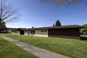 1815 9th Ave S, Moorhead, MN 56560 - Photo 2