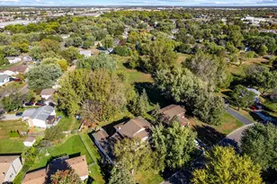 7708 82nd Ave N, Brooklyn Park, MN 55445 - Photo 4