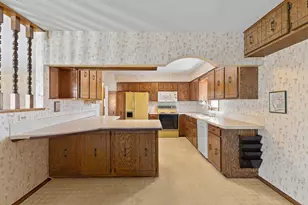 7708 82nd Ave N, Brooklyn Park, MN 55445 - Photo 14