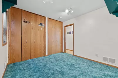 7708 82nd Avenue N, Brooklyn Park, MN 55445 - Photo 28