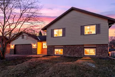 14510 Wellington Road, Minnetonka, MN 55391 - Photo 2