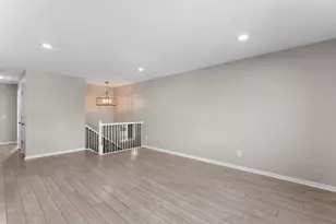 14510 Wellington Rd, Minnetonka, MN 55391 - Photo 8