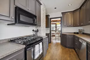 3011 W 47th St, Minneapolis, MN 55410 - Photo 6