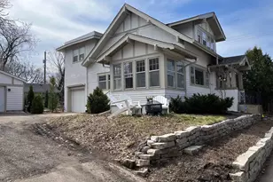 3011 W 47th St, Minneapolis, MN 55410 - Photo 2