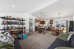 37540 Greenwich Ct, North Branch, MN 55056 - Photo 10