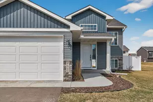 37540 Greenwich Ct, North Branch, MN 55056 - Photo 4