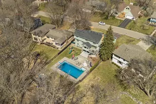 51 Choctaw Cir, Chanhassen, MN 55317 - Photo 4