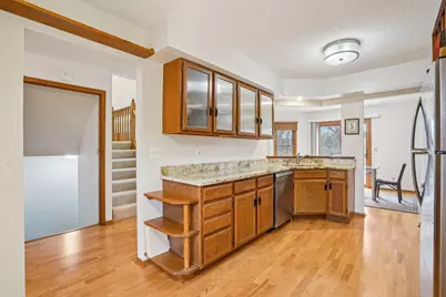 1646 Rose Hill Circle, Saint Paul, MN 55108 - Photo 12