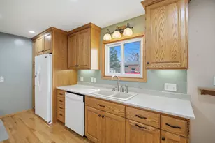 238 13th St SW, Owatonna, MN 55060 - Photo 8