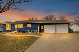 238 13th St SW, Owatonna, MN 55060 - Photo 1