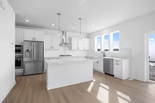 14304 Arborvitae Cir, Rosemount, MN 55068 - Photo 2