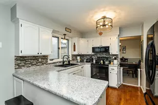 2439 60th St NW, Rochester, MN 55901 - Photo 6