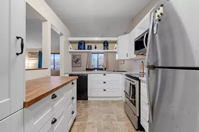 4151 Boone Avenue N #203, New Hope, MN 55427 - Photo 4