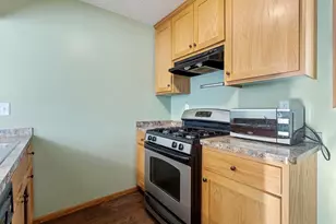 6308 84th Ct N, Brooklyn Park, MN 55445 - Photo 6