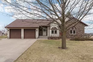 554 Kar-Mil Pl, Gaylord, MN 55334 - Photo 1