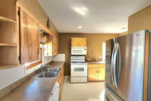 704 Irene Ave, Willmar, MN 56201 - Photo 6