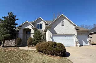 8304 9th St N, Oakdale, MN 55128 - Photo 1