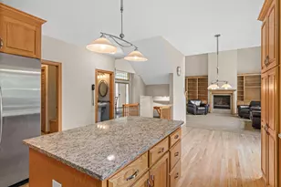 8304 9th St N, Oakdale, MN 55128 - Photo 6