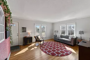 2901 Zenith Ave N, Robbinsdale, MN 55422 - Photo 4