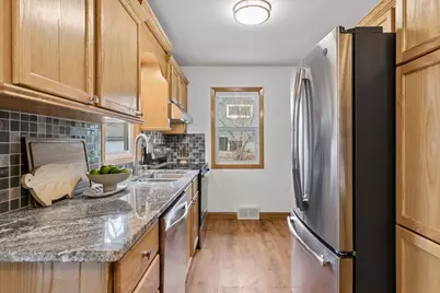 770 Parker Avenue, Roseville, MN 55113 - Photo 12