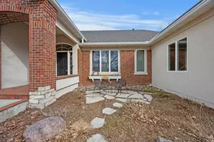 1890 Edgewater Pl, Victoria, MN 55386 - Photo 10