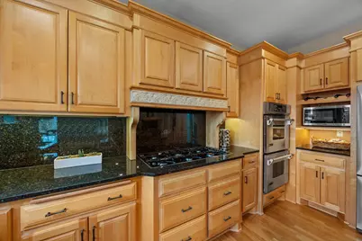 1890 Edgewater Place, Victoria, MN 55386 - Photo 32