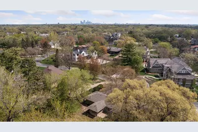 4908 Ridge Pl, Edina, MN 55424 - Photo 2