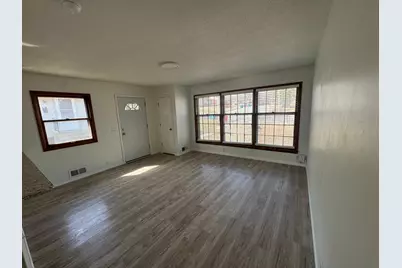 323 Van Buren Avenue N, Hopkins, MN 55343 - Photo 2