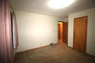 794 Howard St N, Saint Paul, MN 55119 - Photo 8