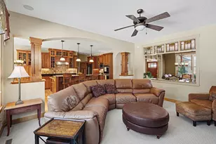 1520 Bridgewater Rd, Golden Valley, MN 55422 - Photo 12