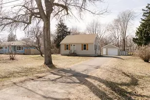 1835 10th Ave S, Saint Cloud, MN 56301 - Photo 1