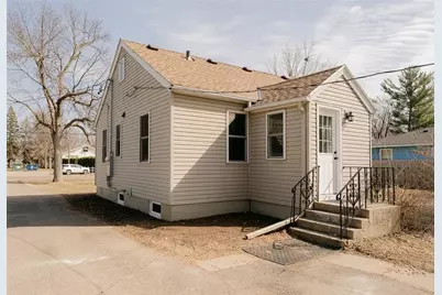 1835 10th Avenue S, Saint Cloud, MN 56301 - Photo 4