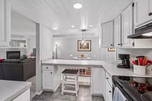 18645 Clear View Ct, Minnetonka, MN 55345 - Photo 20