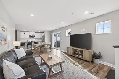 5251 Long Pointe Pass, Woodbury, MN 55129 - Photo 4