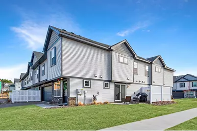 5251 Long Pointe Pass, Woodbury, MN 55129 - Photo 2