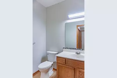 1122 Crystal Place W, Chaska, MN 55318 - Photo 24