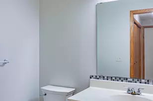 1122 Crystal Pl W, Chaska, MN 55318 - Photo 24