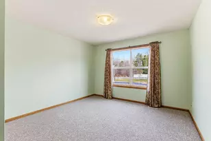 2068 Shryer Ct E, North Saint Paul, MN 55109 - Photo 22
