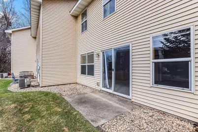 2068 Shryer Court E, North Saint Paul, MN 55109 - Photo 30