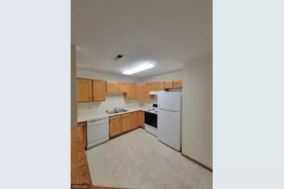 855 Highview Drive #B, New Richmond, WI 54017 - Photo 6