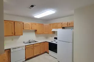 855 Highview Dr, New Richmond, WI 54017 - Photo 6