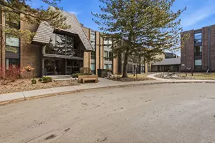 6115 Lincoln Dr, Edina, MN 55436 - Photo 28