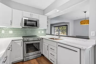 6115 Lincoln Drive #152, Edina, MN 55436 - Photo 6