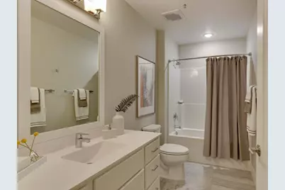 212 10th Avenue S #104, Minneapolis, MN 55415 - Photo 10