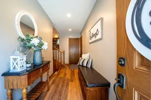 712 W Circle Dr, Montgomery, MN 56069 - Photo 4